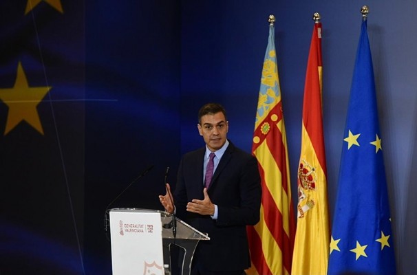 Sánchez reformará con un decreto la Ley de Contratos del Sector Público