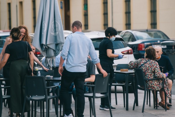 Miedo en la hostelería valenciana ante un nuevo cierre de los negocios 