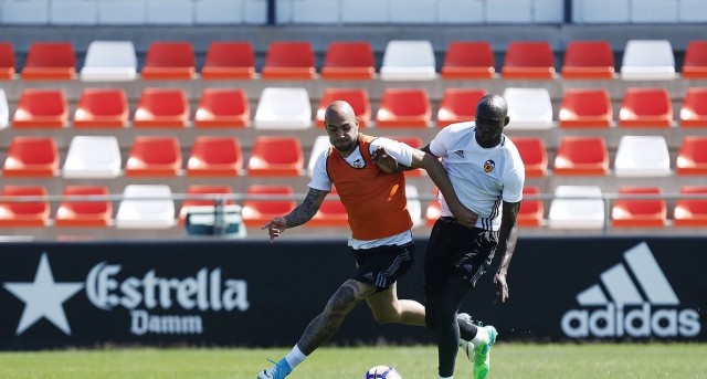Garay será baja en el último partido de liga