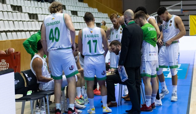 El TAU Castelló lidera las estadísticas de triples, rebotes y valoración de su grupo