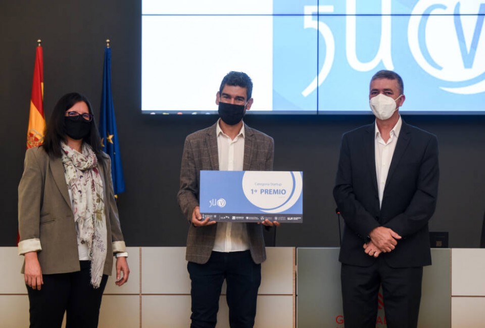 Ganador del primer premio. Foto: EDUARDO MANZANA  - 