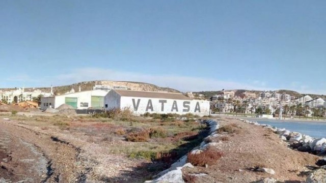 Los astilleros Vatasa de Santa Pola pueden tener los días contados: Costas puede cansarse de esperar