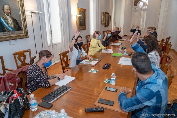 La Corporación municipal de Cartagena renuncia a la subida salarial del 0,9% prevista para 2021
