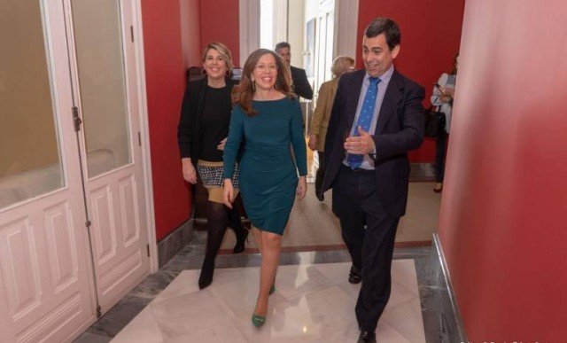 El consejero Díez de Revenga incendia las redes sociales a cuenta del PGE y del dinero para los S-80