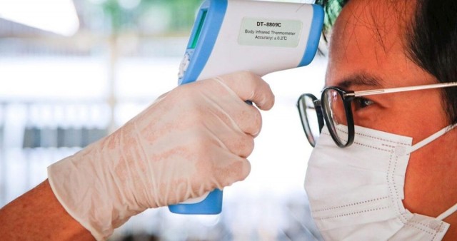 Sanidad notifica 55.019 casos de covid-19 en España este fin de semana y 379 muertes más
