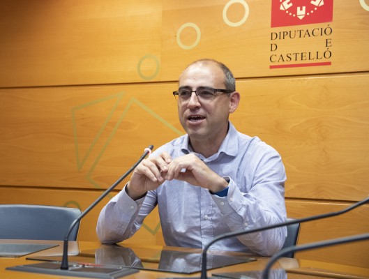 Diputación e Intercoop presentan el primer catálogo de aceite de oliva virgen extra de Castellón
