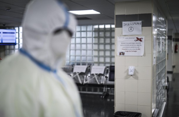 Las UCI de los hospitales de Elda y Sagunto ya están llenas, según CCOO y CSIF