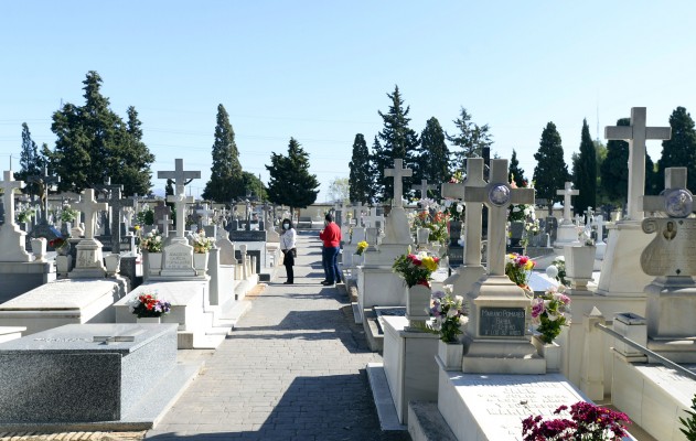Sábanas limpias para que los difuntos descansen, tradiciones murcianas en el Día de Todos los Santos