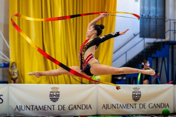 La gimnasia rítmica conquista Gandia
