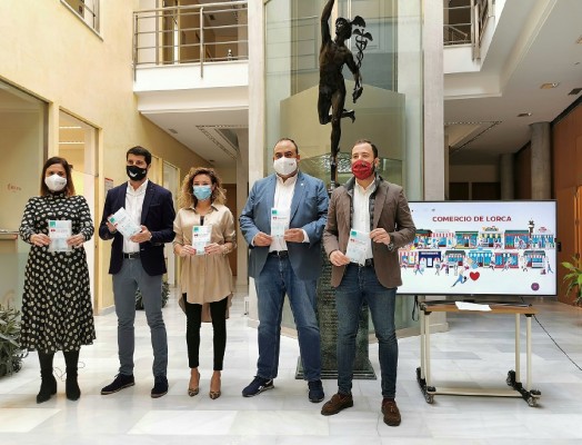 Comercios de Lorca regalarán seguridad a sus clientes: un kit con mascarilla y gel hidroalcohólico