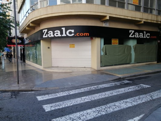 Zaalc cierra en La Rambla y abandona el centro de Alicante tras abrir su macrotienda en Sant Joan