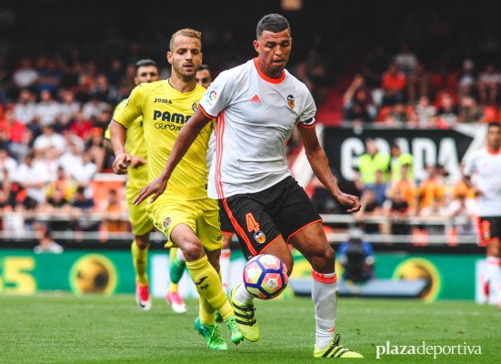 Jugadores sin nivel mínimo con los cuales la propiedad estafó el honor del club