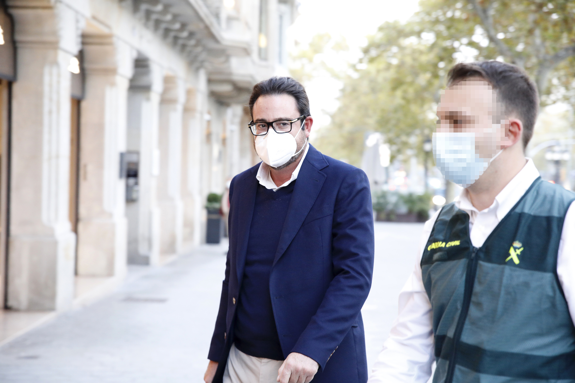 David Madí, a su llegada a la sede de Aigües de Catalunya. Foto: KIKE RINCÓN/EP - 