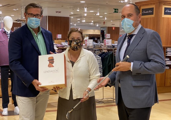 La castellonense Sol Ulacia, ganadora senior del Open de Golf Femenino Hipercor-El Corte Inglés  