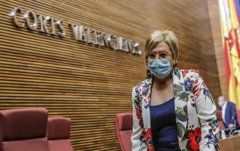 Sanidad aumenta un 10% el gasto en personal por la covid para 2021 pero baja en investigación