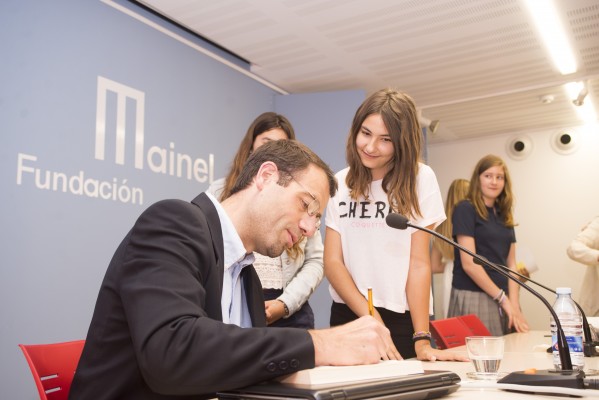 Los cuentos de la Fundación Mainel