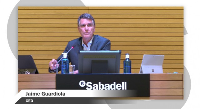 Guardiola valora positivamente la entrada de Fidelity en el Sabadell y rechaza hablar de fusiones