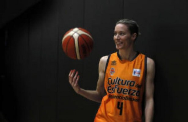 Anna Gómez, aislada pero 'negativa' tras haber sido contacto de un positivo