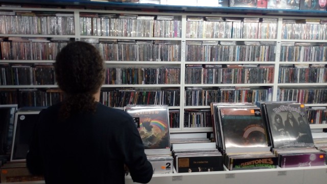 ¿Cómo sobreviven las tiendas de discos murcianas en una pandemia?