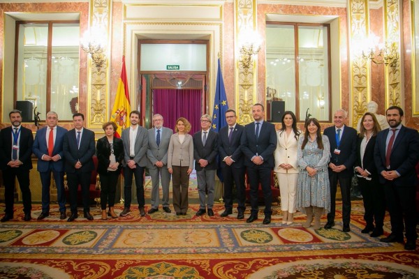 El fin de los aforamientos supera el trámite decisivo: el Congreso aprueba la reforma murciana