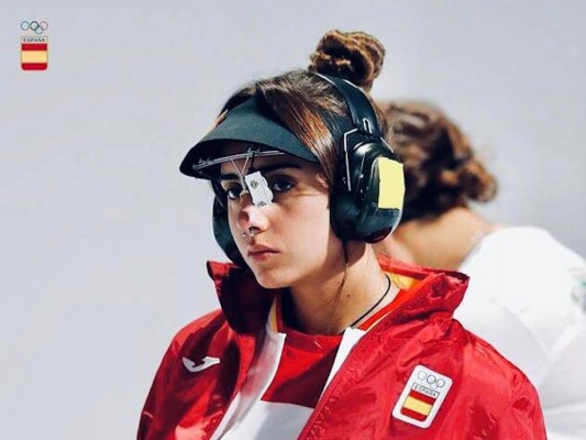 Gloria Fernández: 