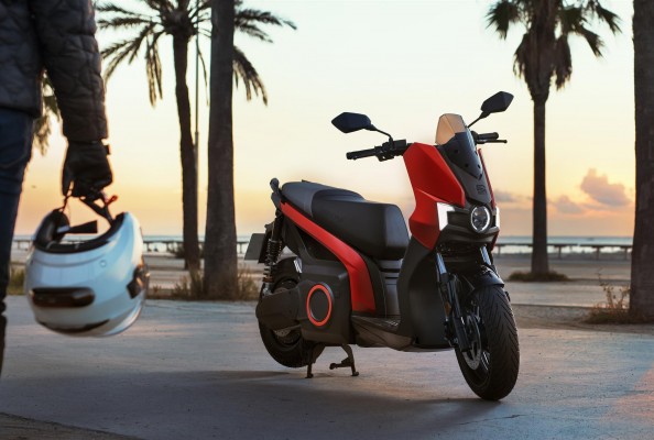 Seat Mó lanza en España su primera moto eléctrica