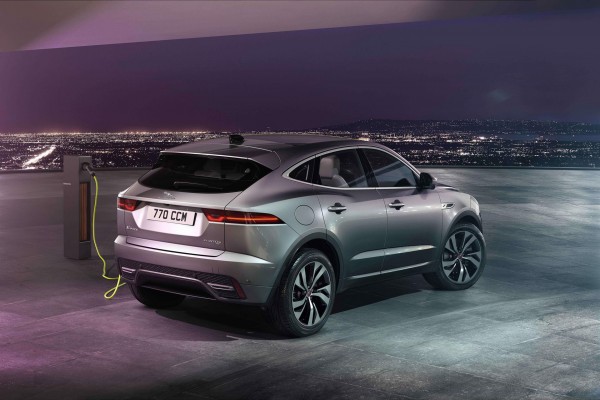 Jaguar ya admite pedidos en España del nuevo E-Pace, que llegará en primavera