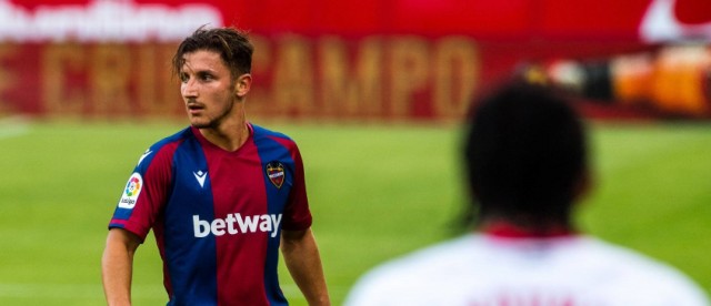 Bardhi ya figura entre los diez jugadores con más partidos del club en Primera