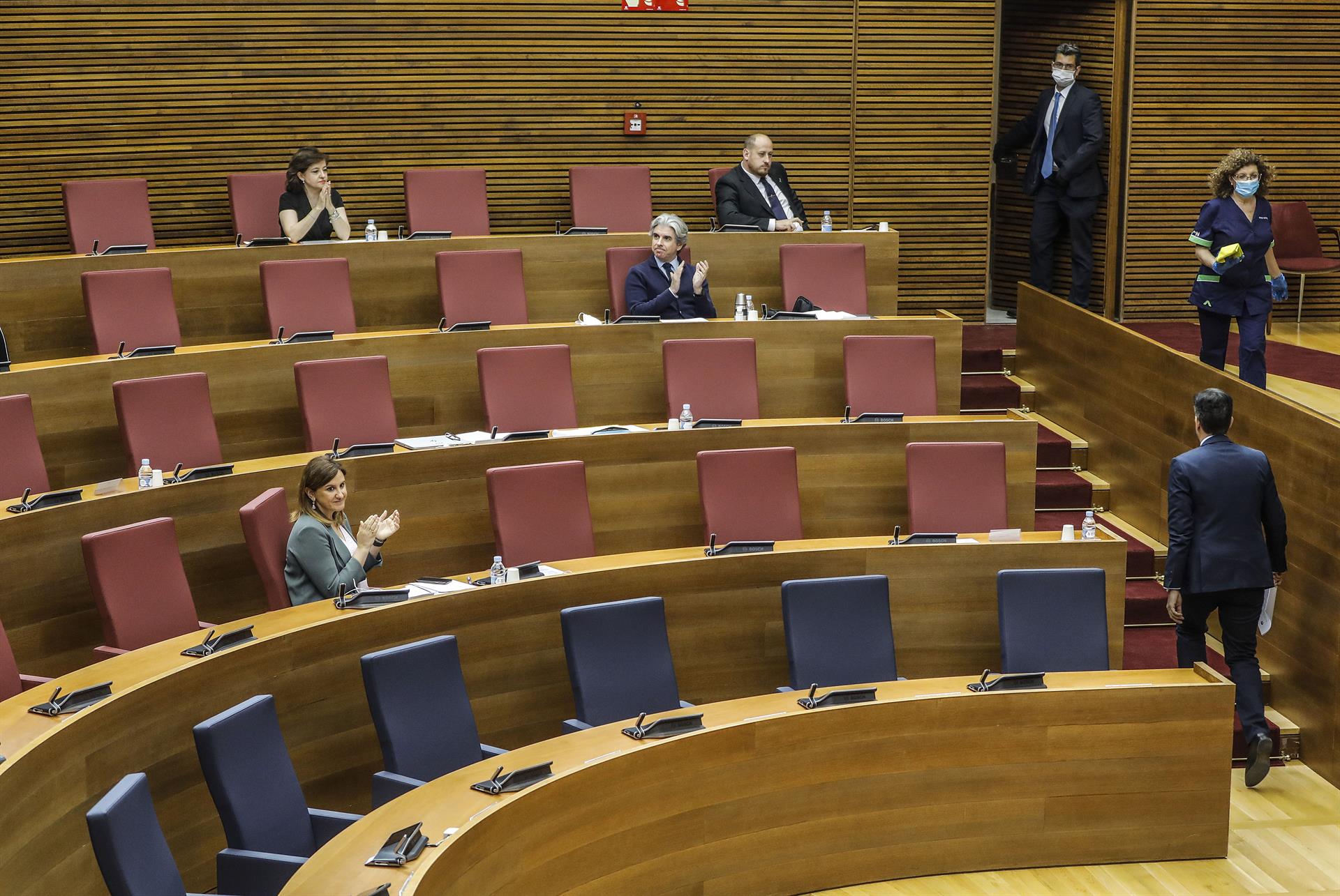 Les Corts amplían el voto telemático tras detectarse 80 casos entre afectados y contactos