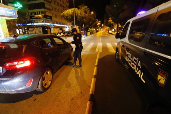 Murcia, en toque de queda: once denuncias por no cumplir el confinamiento nocturno