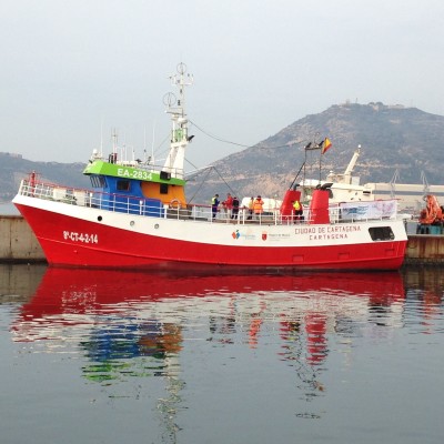 El barco y las instalaciones del CIFP Hespérides se convierten en aulas para estudiantes de la UPCT
