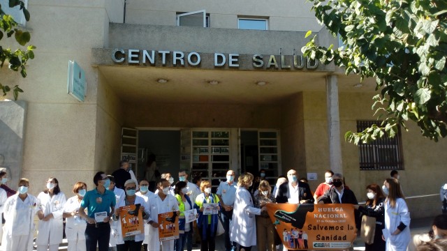 Los médicos, en guerra: 