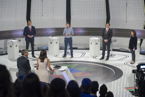 Pablo Iglesias destaca en un debate gris sin un claro vencedor