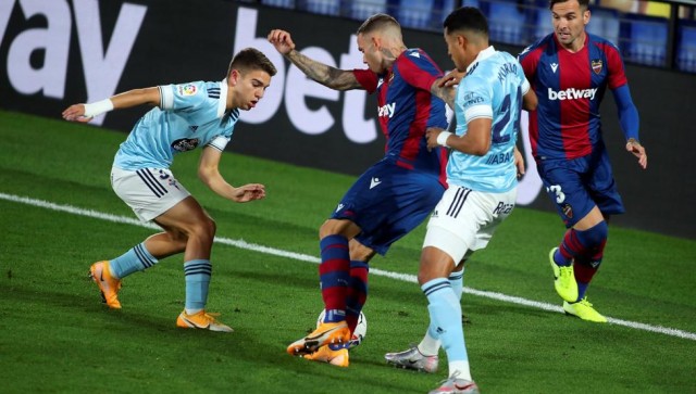 El Levante rectifica el titular de su crónica y borra su crítica al VAR
