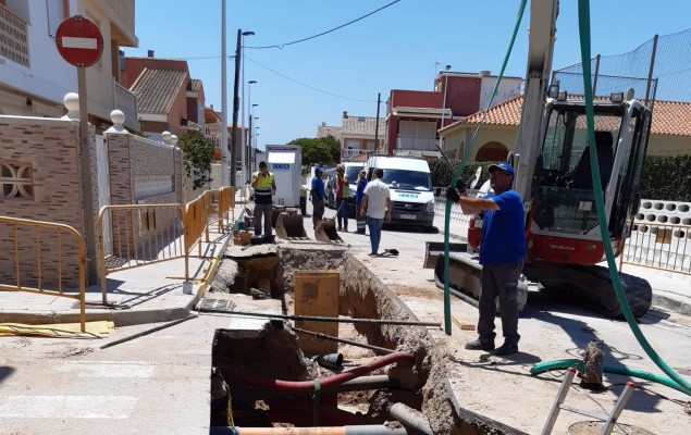 Sueca invierte 800.000 euros en mejorar las instalaciones de agua potable de la zona marítima