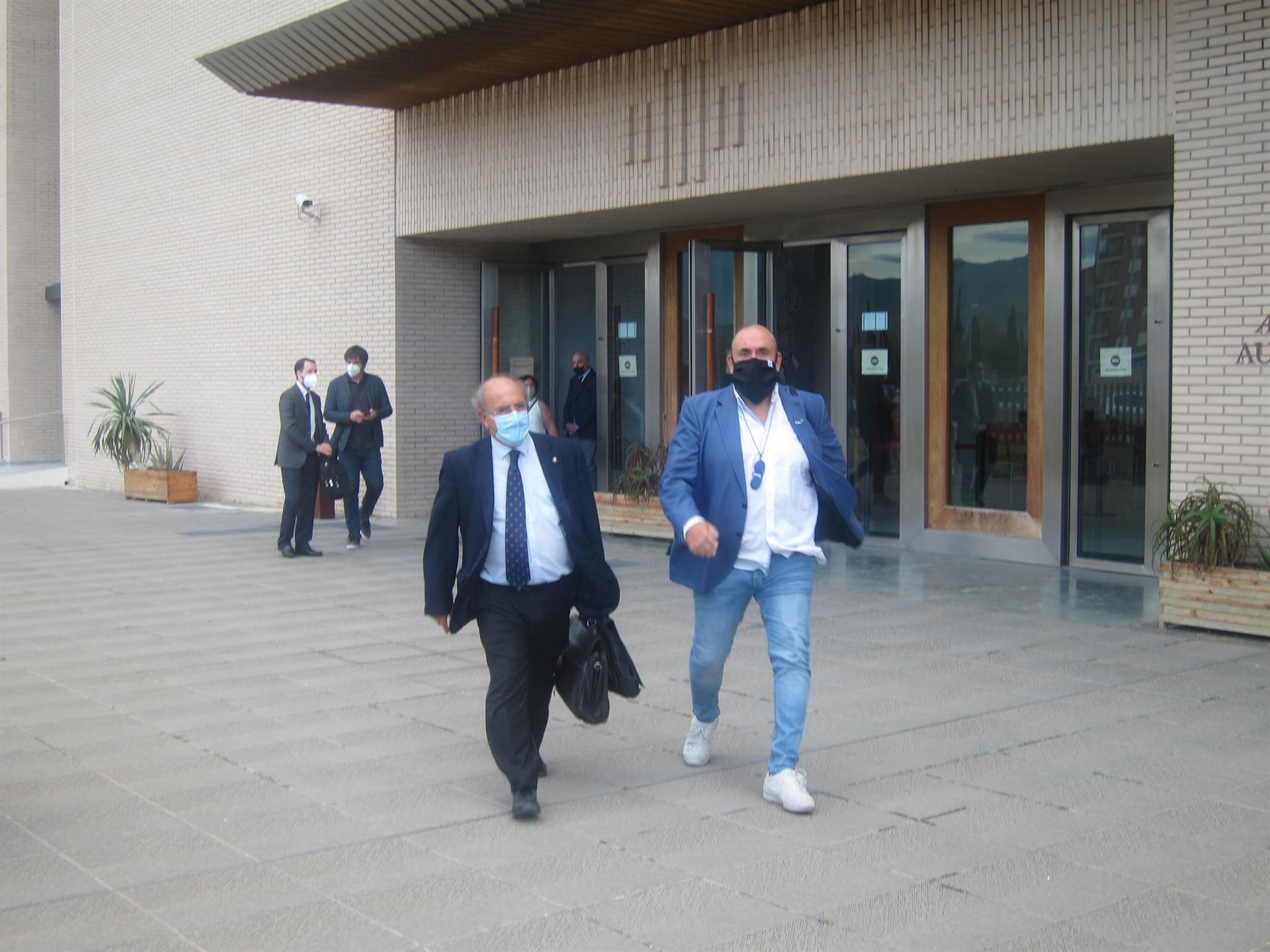 Imagen de archivo de Nomdedéu a la salida de los juzgados - 