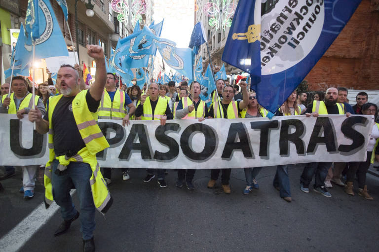 Protesta de estibadores en València. Foto: KIKE TABERNER - 