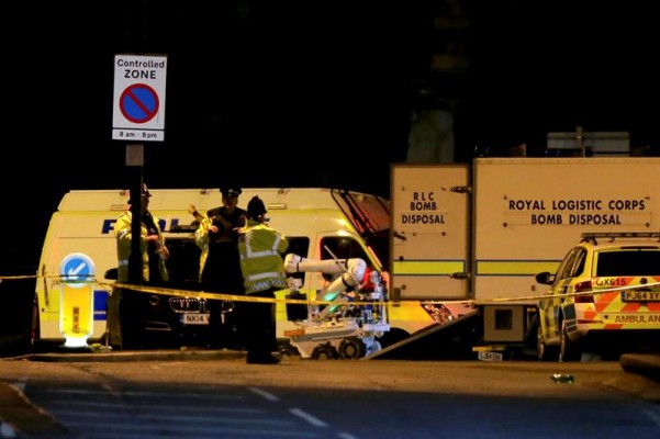 22 muertos y 59 heridos en un atentado suicida durante un concierto en Manchester