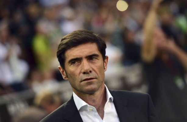 'Traspaso de poderes' en el primer día de Marcelino en Valencia CF