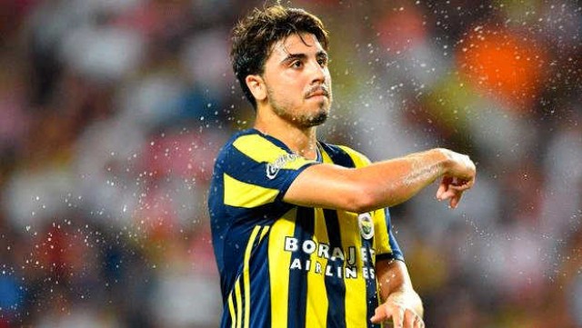 Detenido el internacional el turco Ozan Tufan por contrabando de coches de lujo
