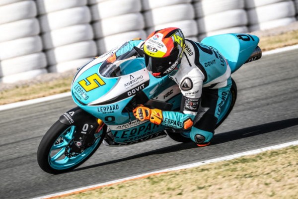 Jaume Masià, piloto de Algemesí, vence en Motorland y logra su segundo triunfo en el Mundial