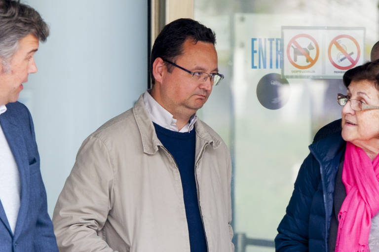  César Augusto Tauroni, a la salida de la Ciudad de la Justicia. Foto: KIKE TABERNER  - 