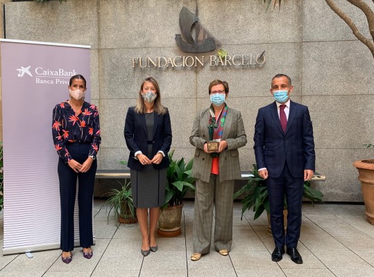 CaixaBank galardona a la Fundación Barceló y a la Fundación Prodis en los Premios Solidarios