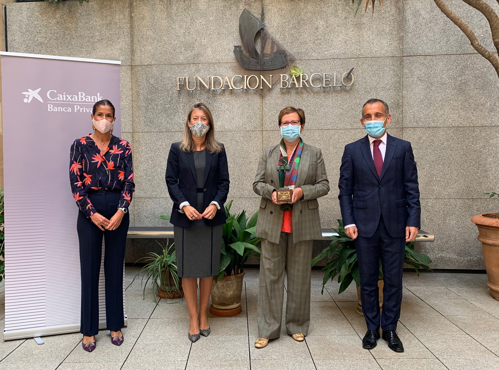 CaixaBank galardona a la Fundación Barceló y a la Fundación Prodis en los Premios Solidarios