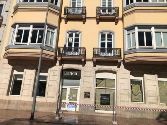 Fumata blanca: Garrigues y los Alcaraz se ponen de acuerdo para alquilar la antigua sede de Bankia