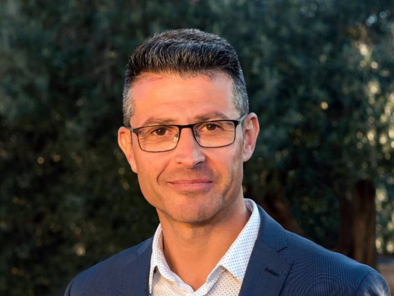 El alcalde de Almussafes, Toni González, nombrado consejero de Renfe Mercancías