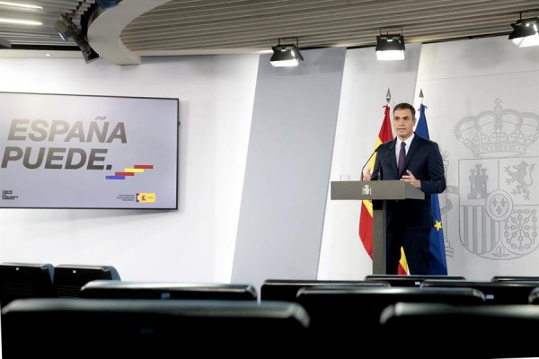Las medidas urgentes se quedan en meras recomendaciones de Sánchez para el fin de semana