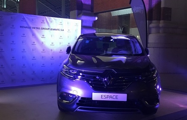 Renault Retail Group Levante patrocinó el Shopening Night