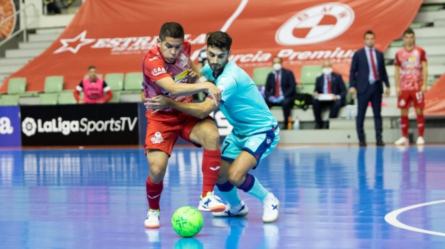 ElPozo pierde pero brilla: Salas firma el mejor gol y Juanjo la mejor parada

 

en Primera
