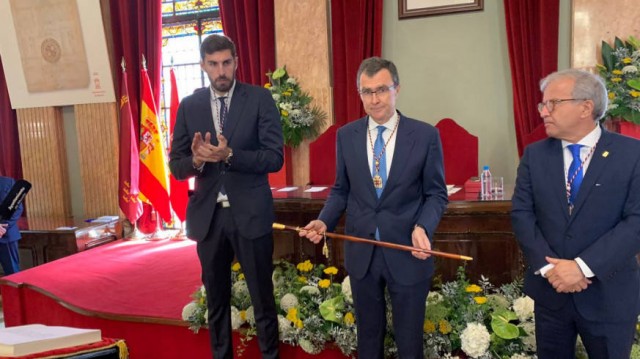 Antelo y Vox dan la espalda al PP y enmendarán los Presupuestos de Murcia: 